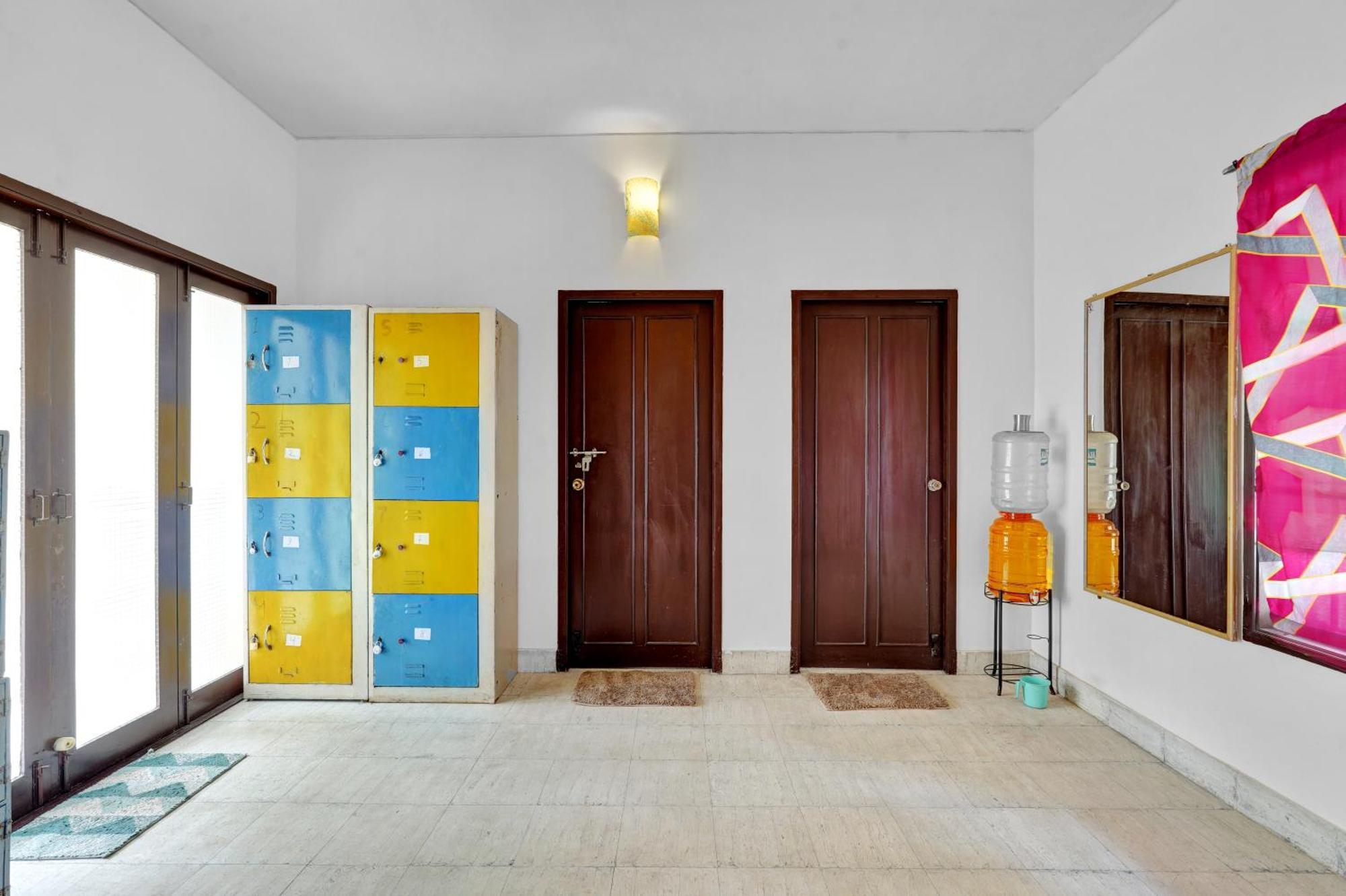 Hostel Gandhi Chennai Bagian luar foto
