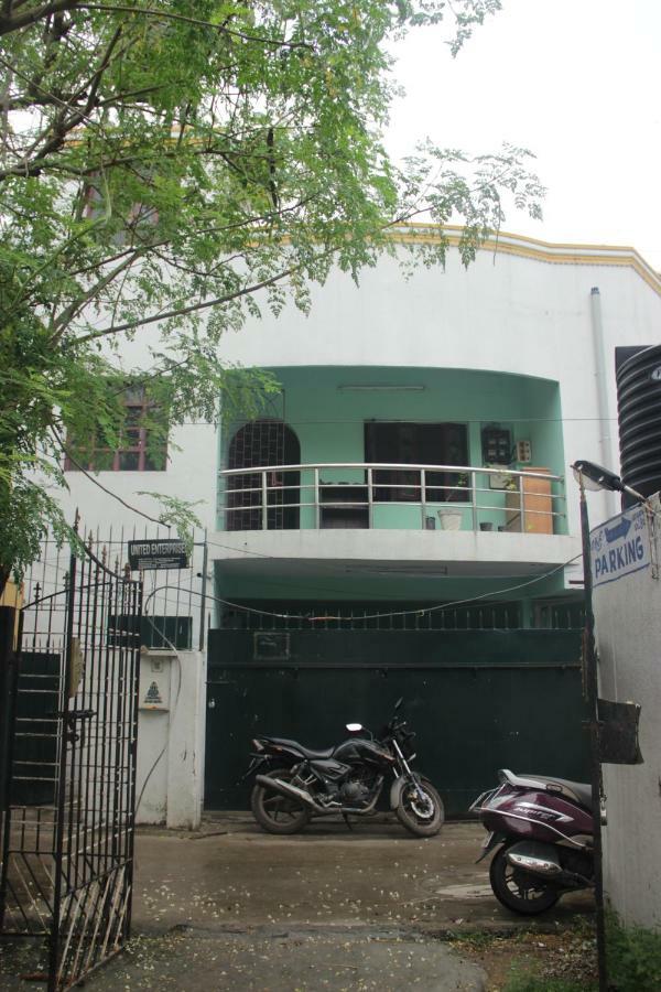 Hostel Gandhi Chennai Bagian luar foto